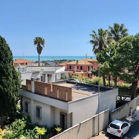 Apartamento Casa Lilly Porto SantʼElpidio Exterior foto